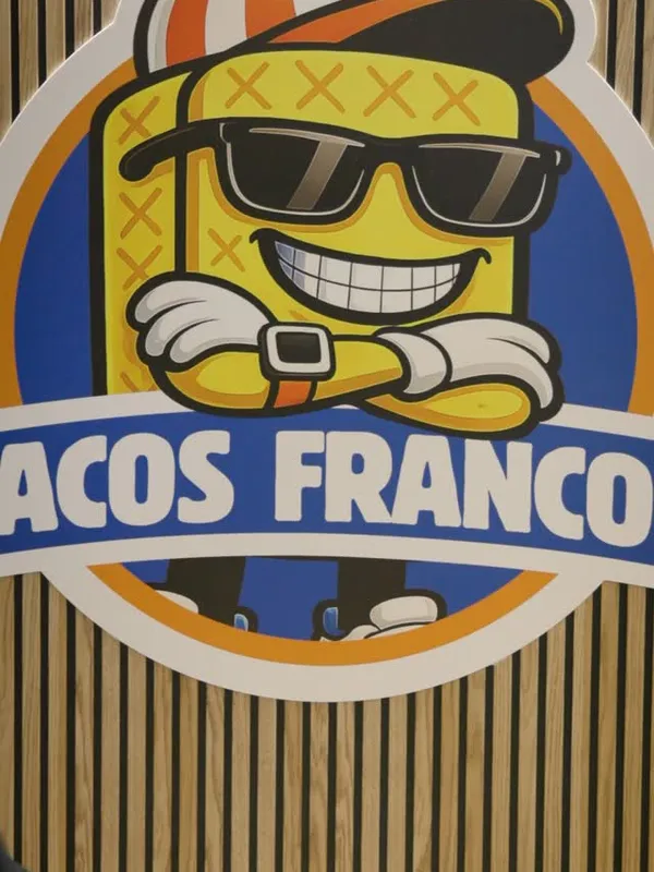 Interior de Tacos Francos
